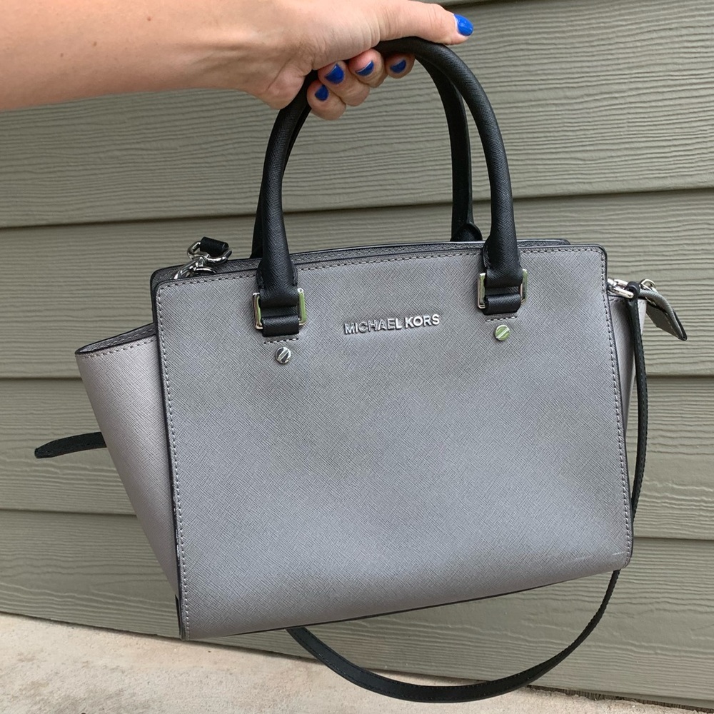 Micheal Kors Purse
